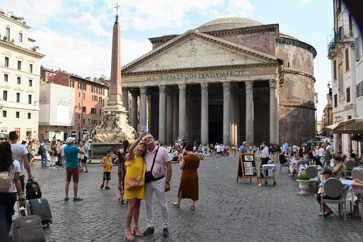 Epic Rome Tour: Port Round-Trip, Colosseum, Iconic Sights & Lunch - photo 2