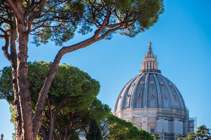 Private Guided Tour at Vatican Museum and Sistine Chapel - photo 2