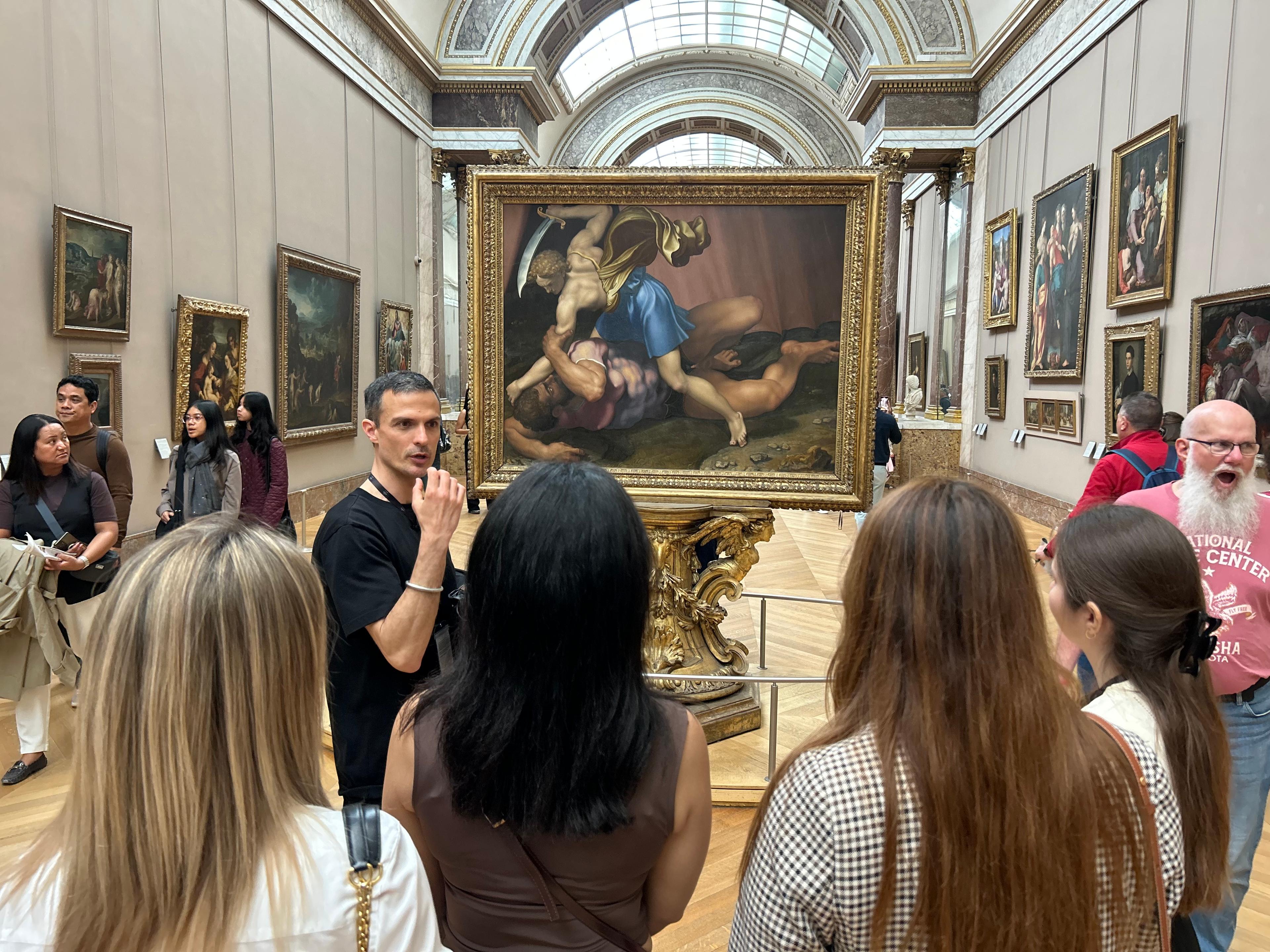 Paris: Louvre Museum Semi-Private Tour | Skip the Line | Max 6 - cover photo