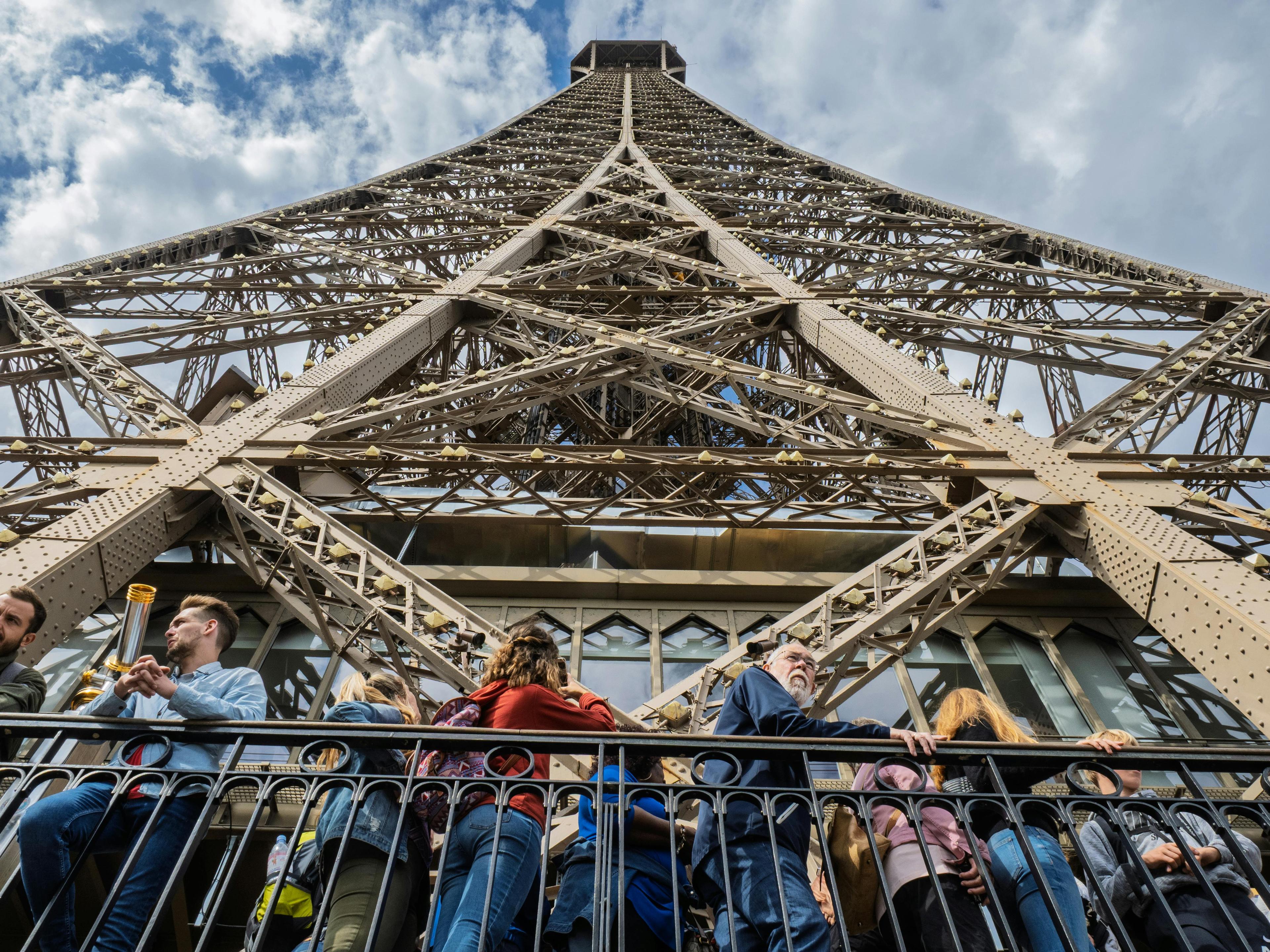 Paris: Eiffel Tower 2nd Floor Tour & Seine River Cruise | Small Group - photo 2