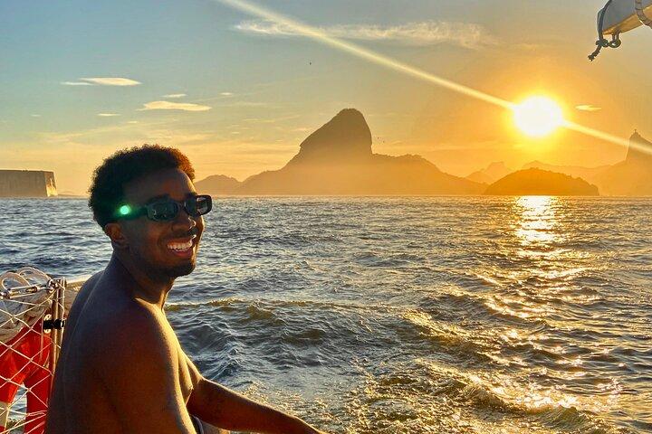 Private Tour: 5 hrs in Catamaran Sailboat with BBQ and Open Bar- Velas do Rio - photo 4