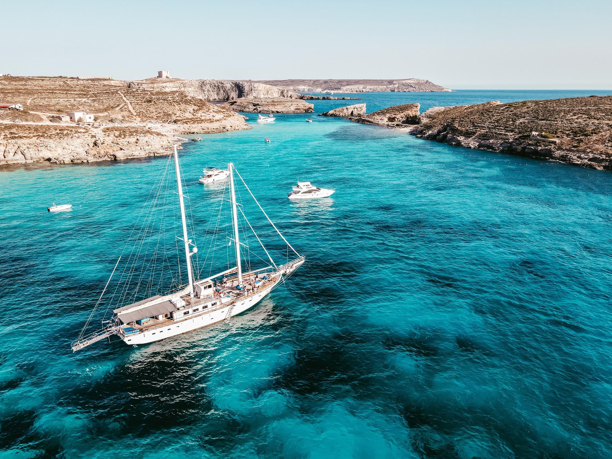 Round Malta Cruise Including Comino & Blue Lagoon (Full Day Including Lunch & Drinks) - photo 4