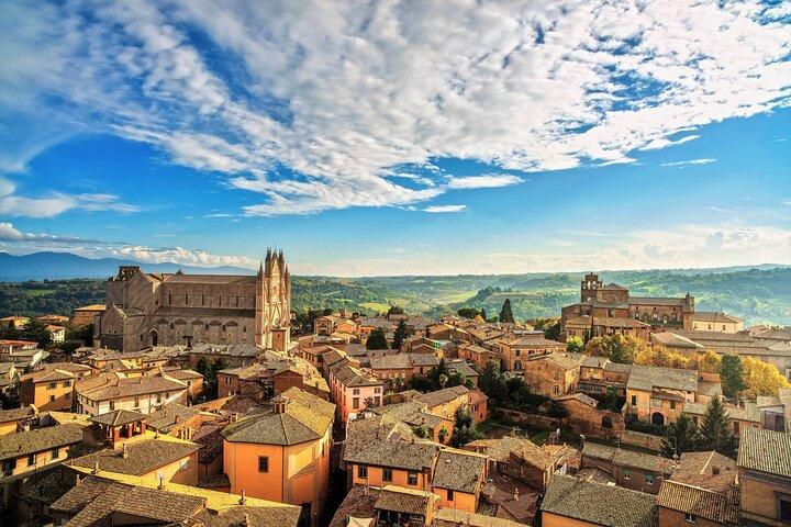 Rome to Orvieto: Basilica, Well, Underground tour + Wine Tasting - photo 2