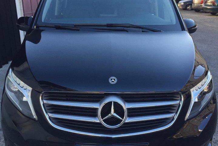 Private Transfer To or From Paris - cover photo
