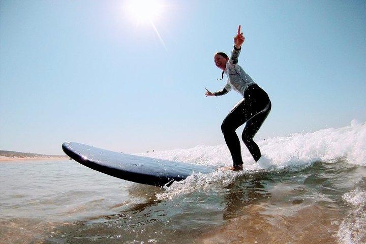 Lisbon Surf & Wine - cover photo