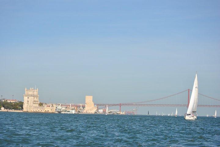 Lisbon Old town Sailng Cruise- 2h Small Group Tour, with a drink included - photo 4