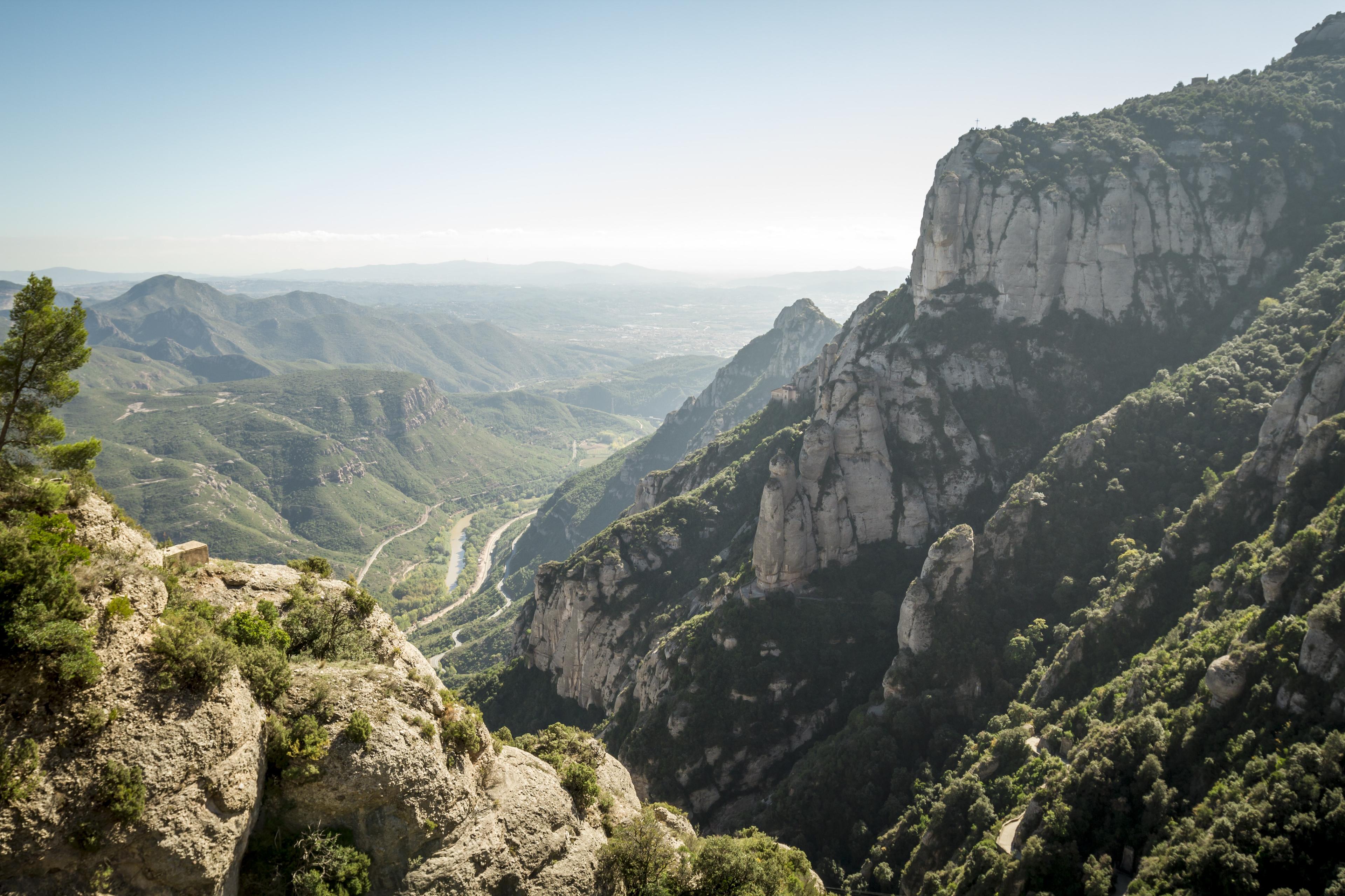 Montserrat, Tapas & Wine - photo 3