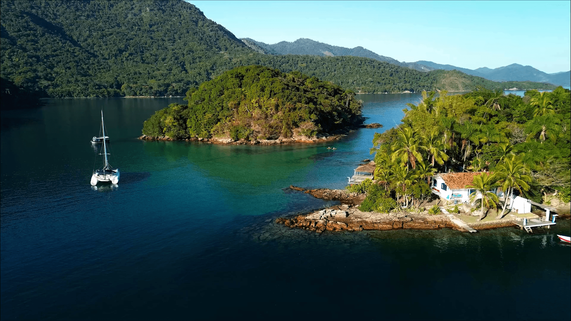Angra dos Reis: Passeio de Lancha Privativa Super Lagoa Azul (GYG) - photo 4