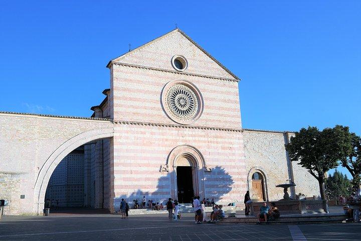 Assisi from Rome - Private Day Tour with Luxury Car - photo 4