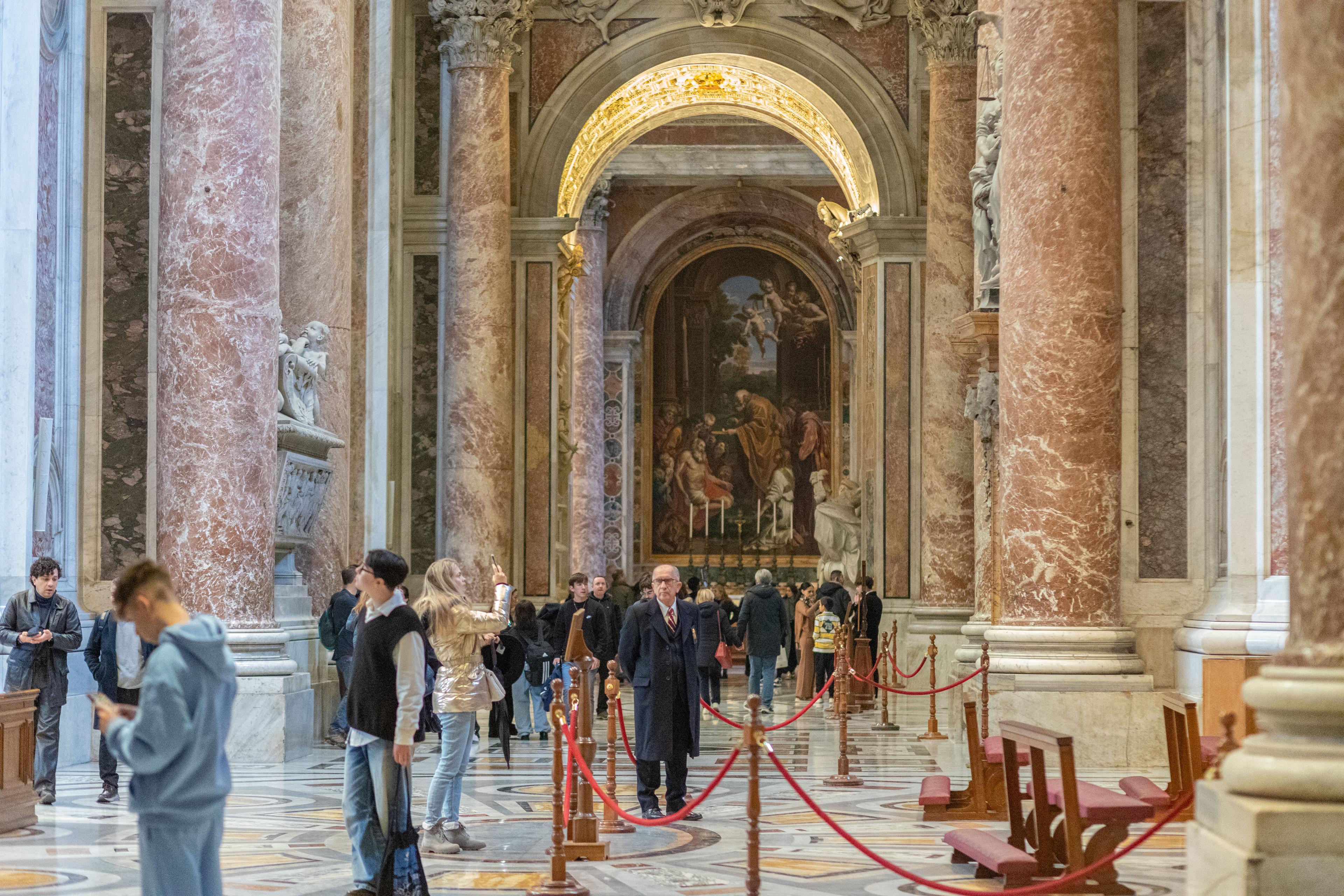 St. Peter’s Basilica Entry Ticket & Audio Guide - photo 2