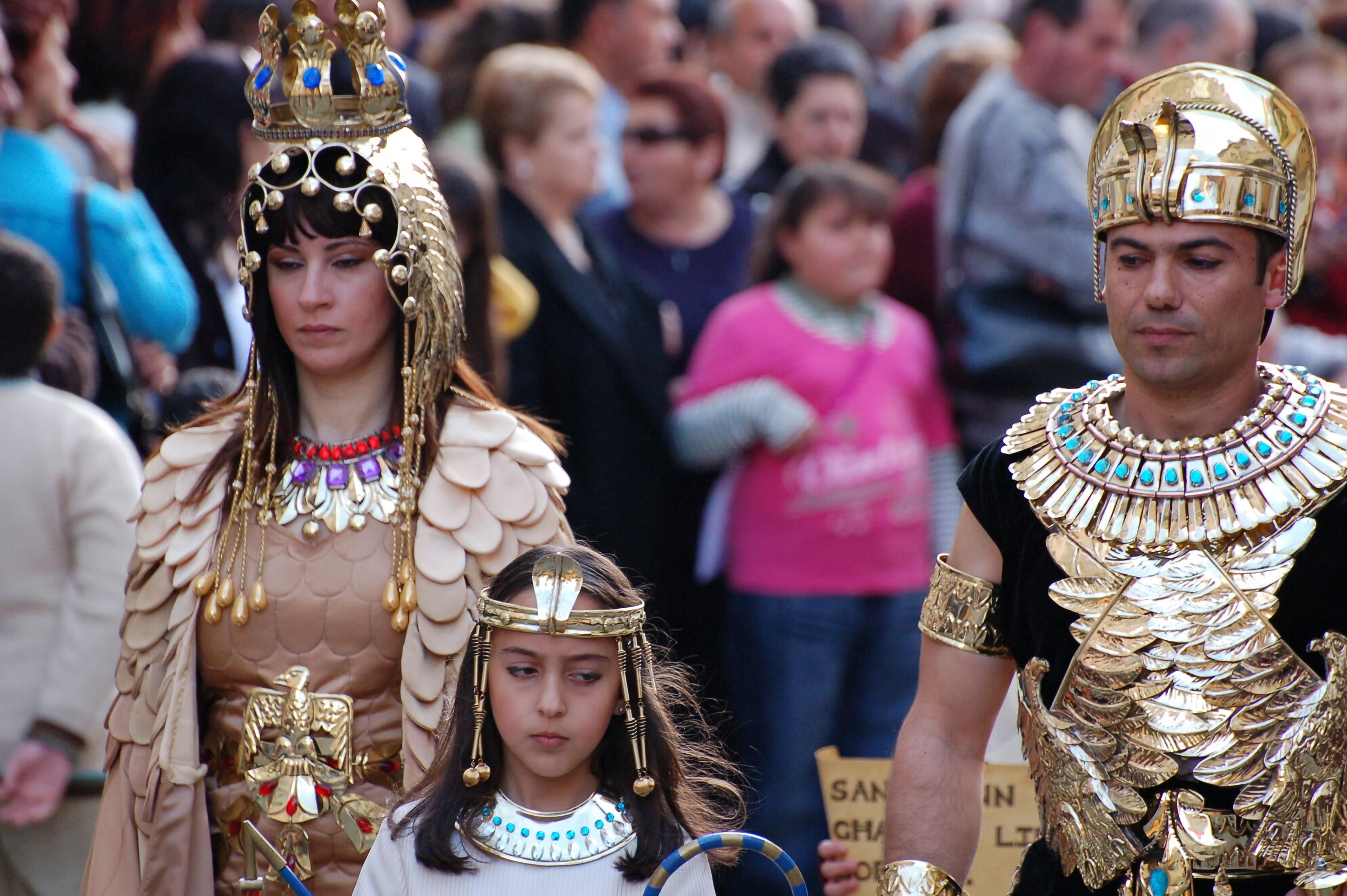 Good Friday Afternoon Procession Including Guaranteed Seat At The Procession - photo 4