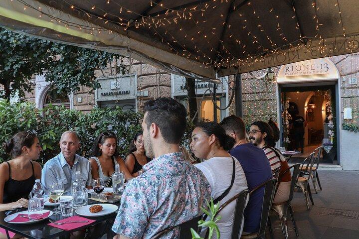 Rome Food Tour: Pasta, Wine, Gelato Trastevere Campo de' Fiori Like a Local - photo 5