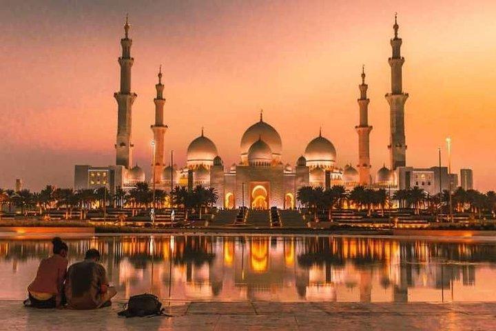Abu Dhabi city tour with Grand Mosque and Louvre museum Visit - photo 3