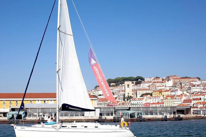 Day Sailing Tour on the Tagus River from Lisbon - photo 2