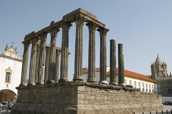 Full Day Private Tour in Évora and Monsaraz - cover photo