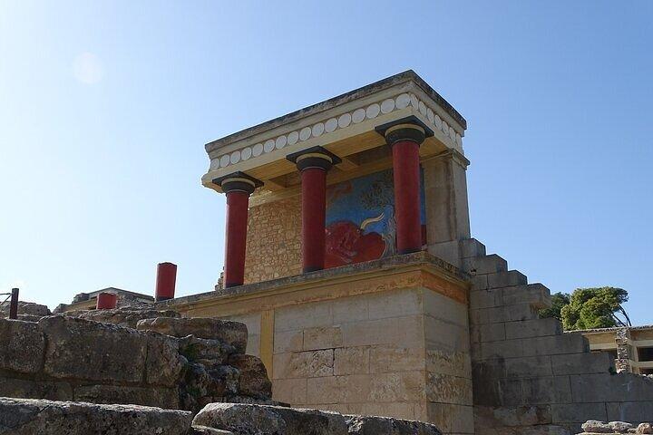 Skip the Line-Archaeol Museum/Knossos Palace-Private Guided Tour - photo 3