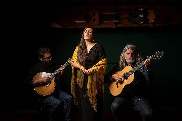 Porto: Authentic Fado Music by the Riverfront - photo 2