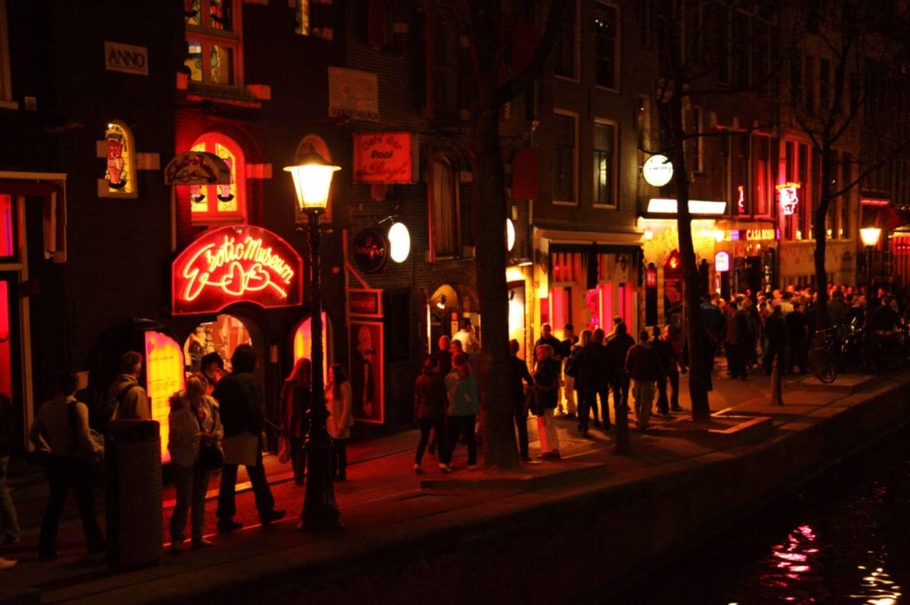 Amsterdam: audio tour of the Red Light District highlights - photo 2