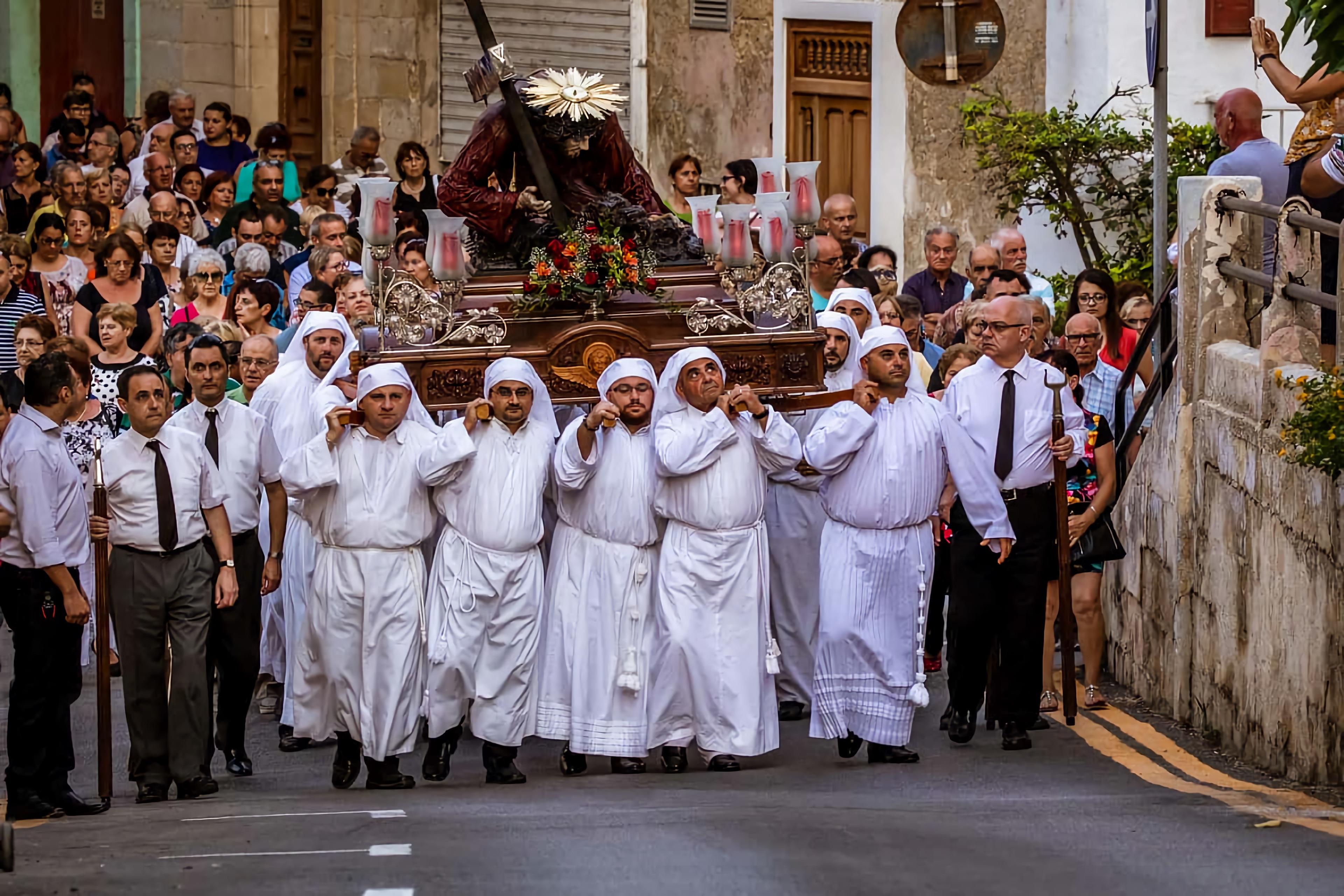 Good Friday Afternoon Procession Including Guaranteed Seat At The Procession - photo 2