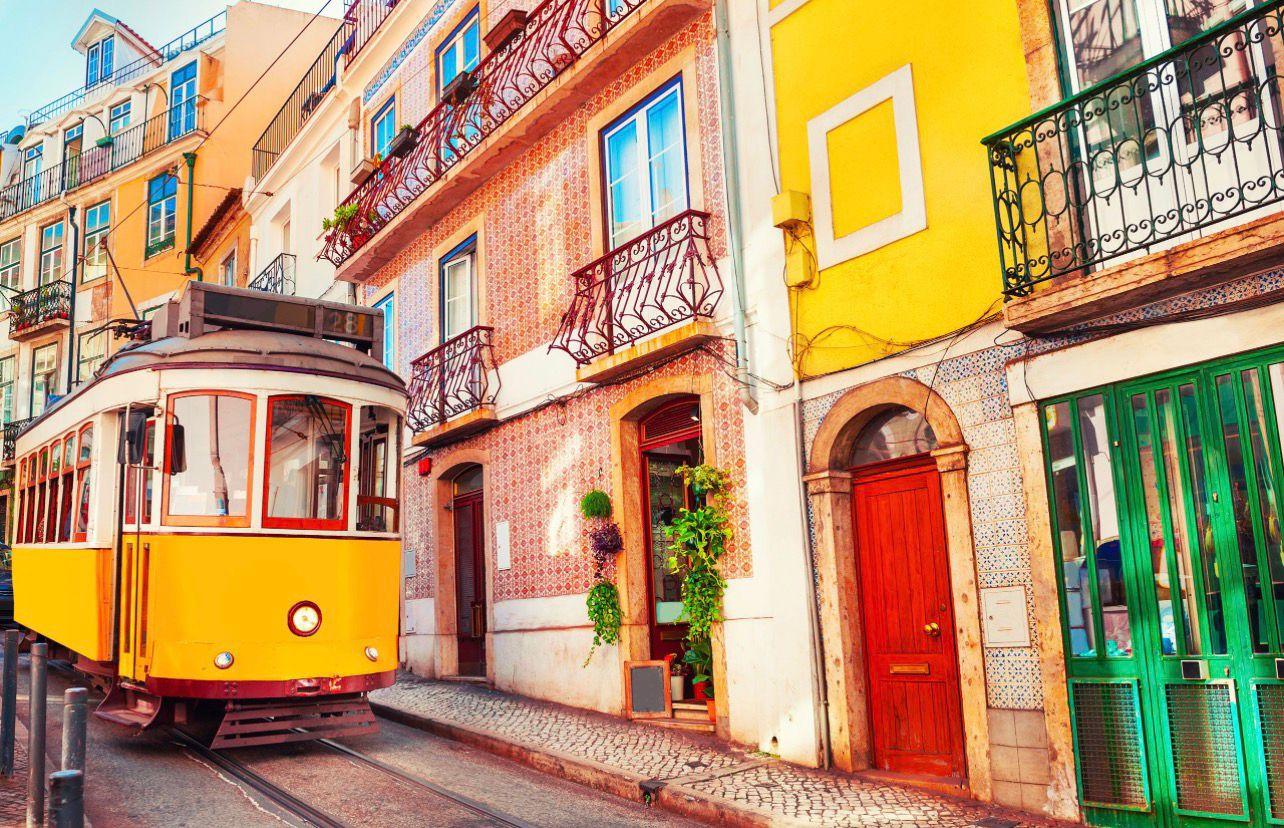 PRIVATE LISBON HIGHLIGHTS TOUR - FULL DAY WITH HOTEL PICKUP - cover photo