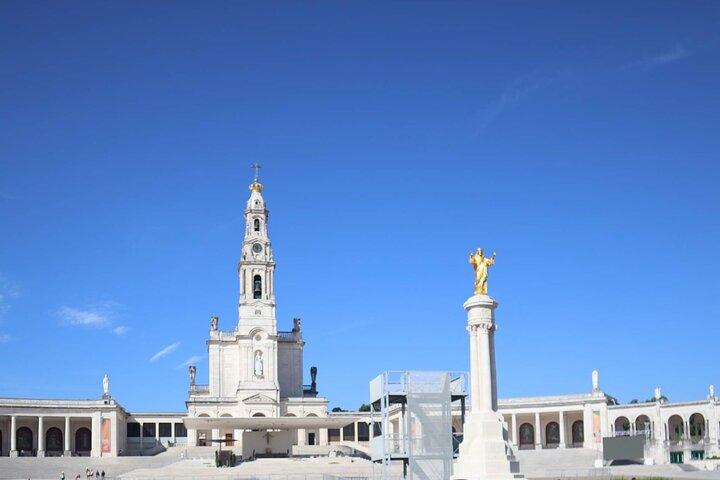 Fátima, Batalha, Nazaré and Óbidos Private Tour - photo 2