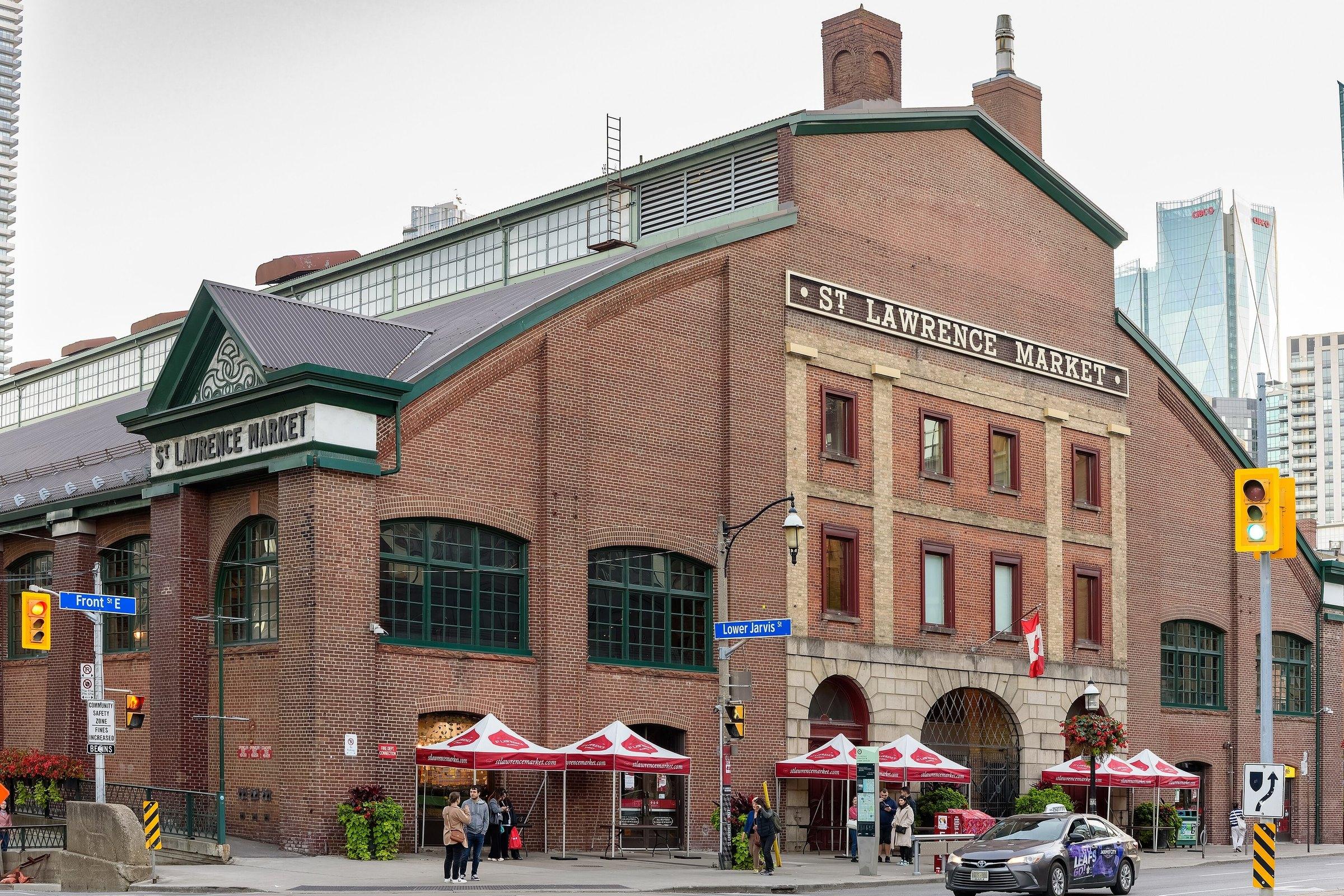 Old Town Toronto Self-Guided Audio Walk: St Lawrence Market, the Flatiron and the Distillery District - photo 3