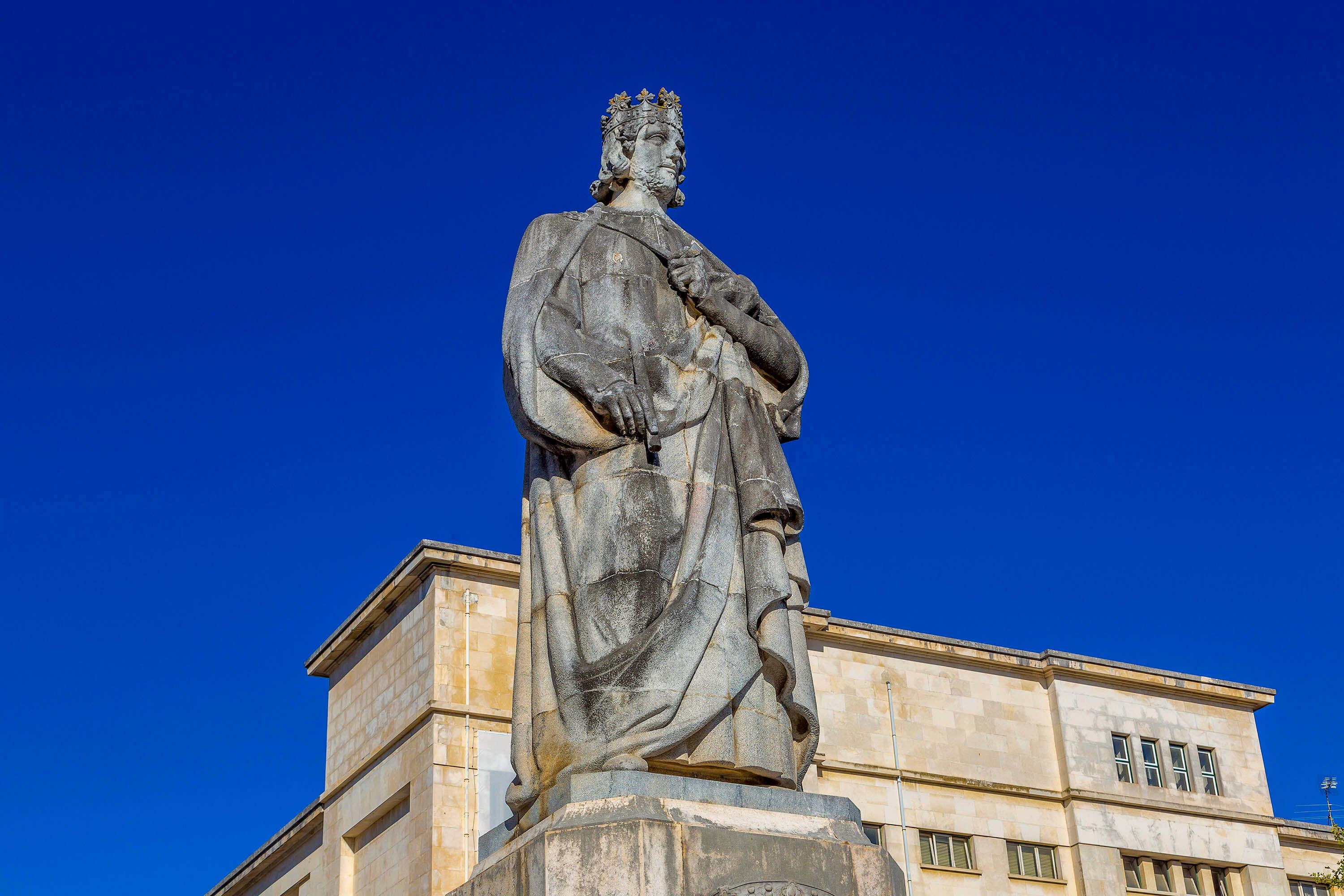 Coimbra: Walking Tour with Audio Guide App - photo 2