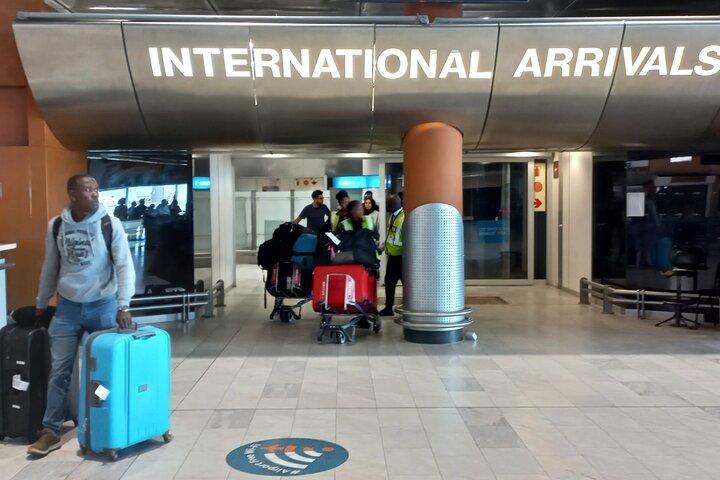 Private Cape Town International Airport Transfer - cover photo
