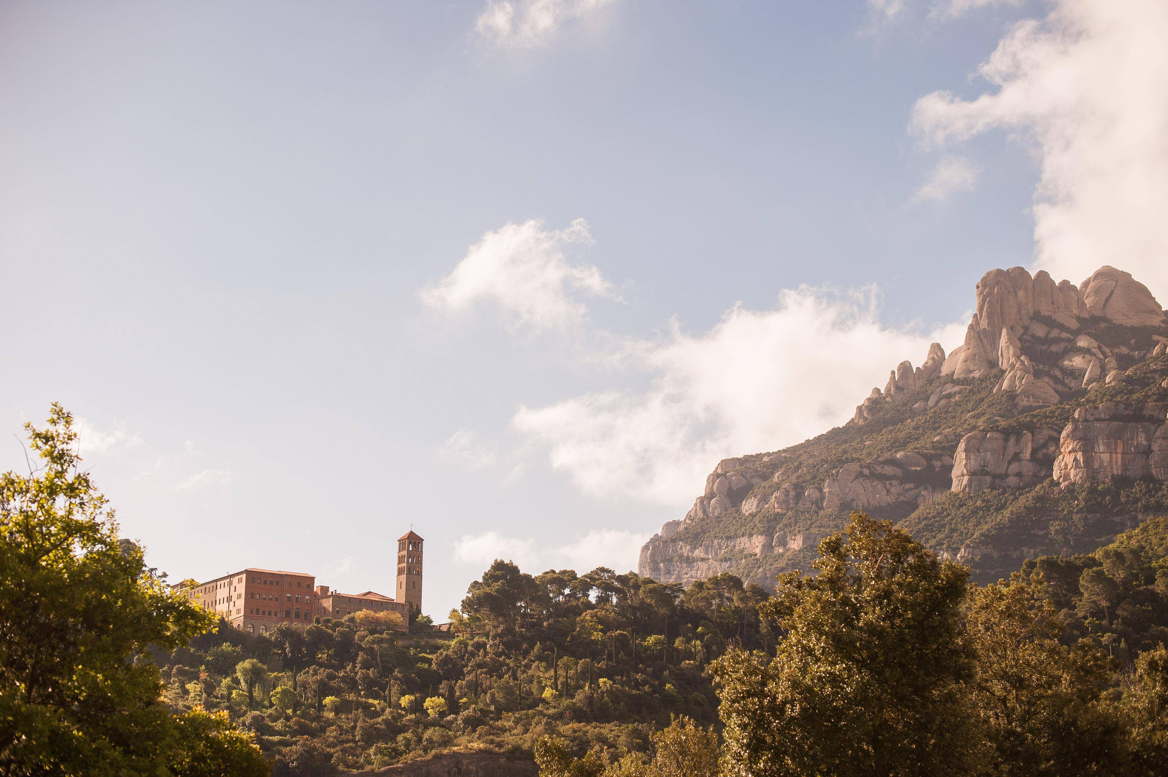 Montserrat Highlights with Cogwheel Train - cover photo