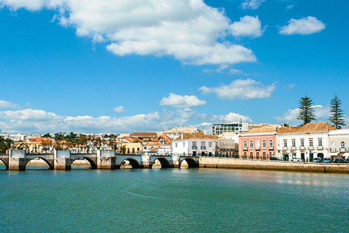 Lisbon to Seville Private Transfer Up to 3 Stops - photo 3