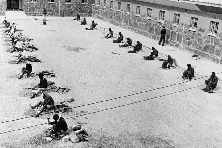 Robben Island Heritage Tour - photo 2