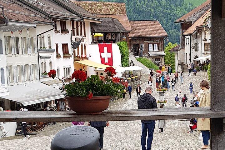 Gruyères Castle, Cheese and Chocolate Luxury Private Tour - photo 2