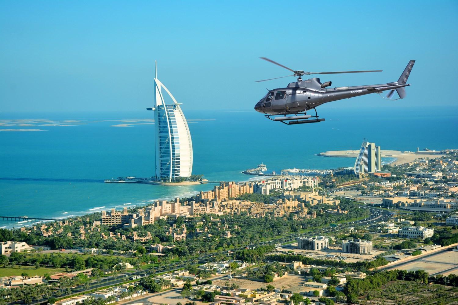 Palm Dubai Helicopter Ride - 17 Mins Experience tickets - photo 2