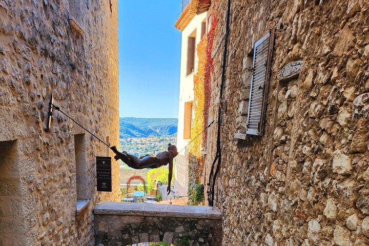 Colourful Excursion : Nice, Antibes and St Paul de Vence - photo 3