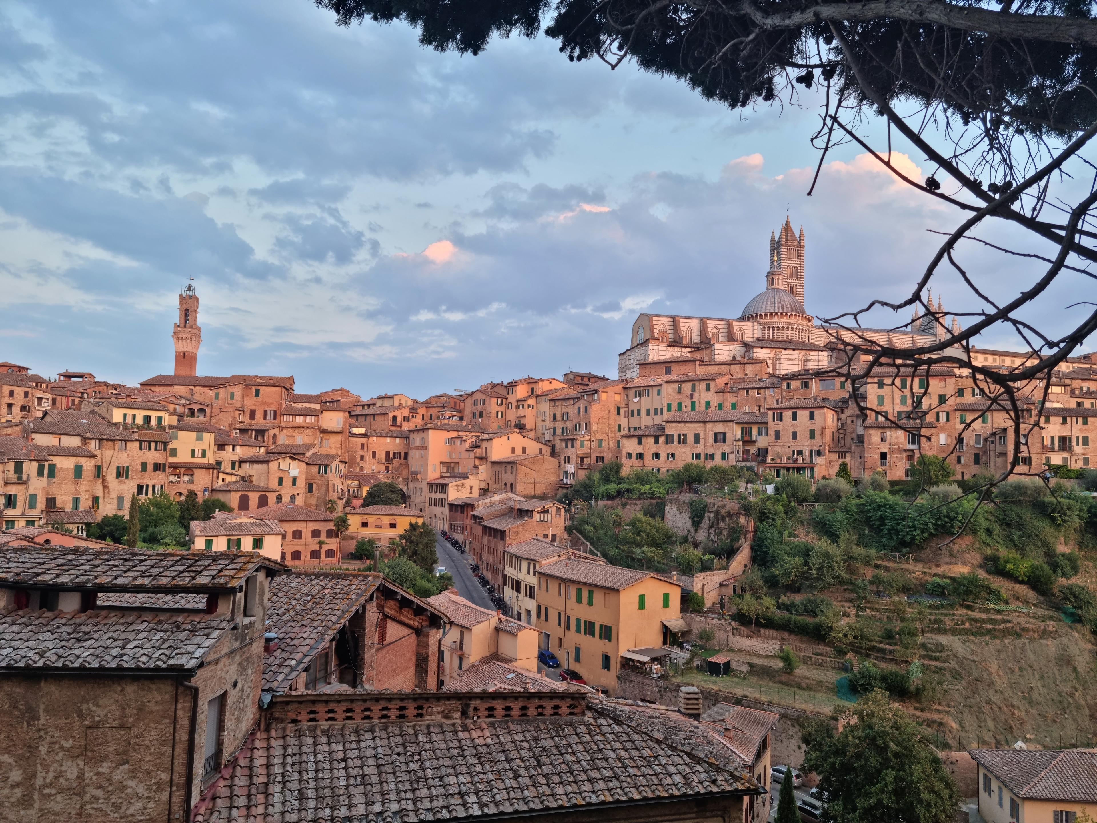Excursión a la Toscana desde Roma con degustación de productos y vinos locales - cover photo