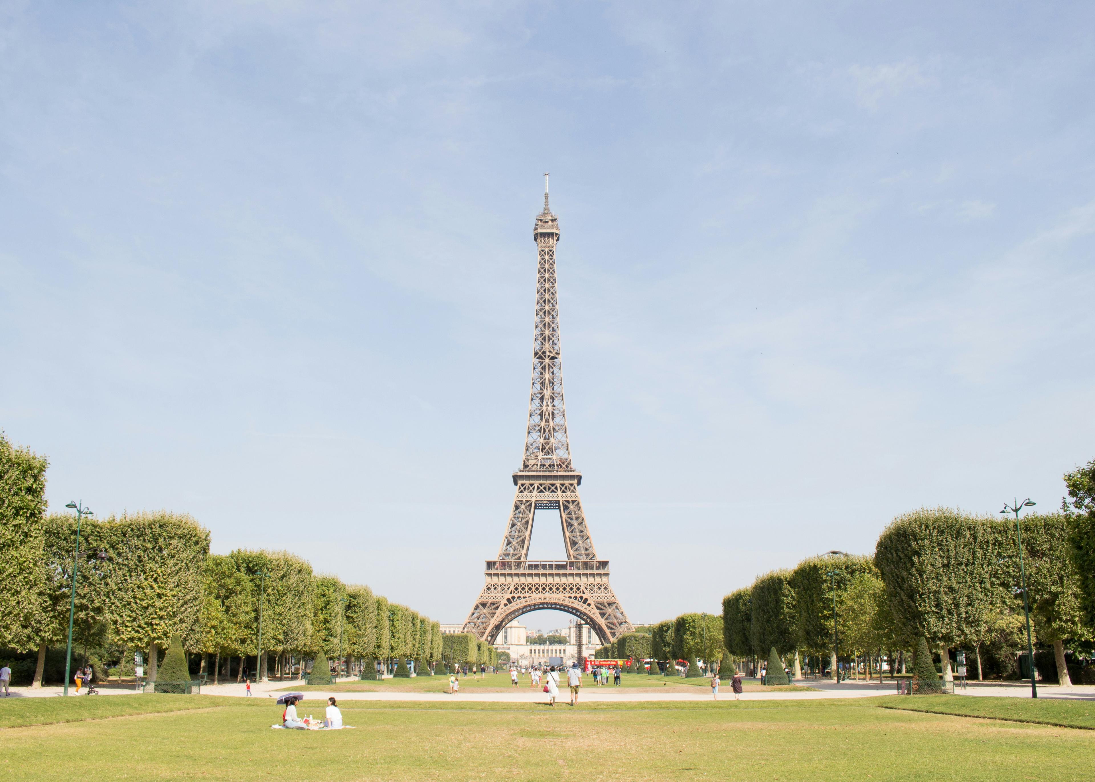 Paris: Eiffel Tower 2nd Floor Tour & Seine River Cruise | Small Group - cover photo