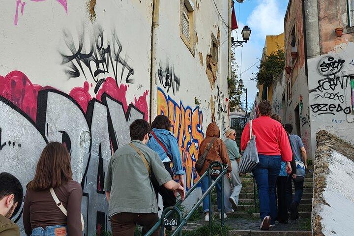 Multicultural Lisbon Walk: Food Tastings, Stories & Live Music - photo 3