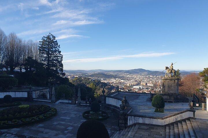 Porto to Santiago de Compostela with Stops up to 4 Cities - photo 3