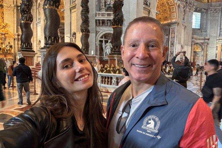 St. Peter's Basilica Private Tour: Square, Dome & Papal Tombs - photo 3