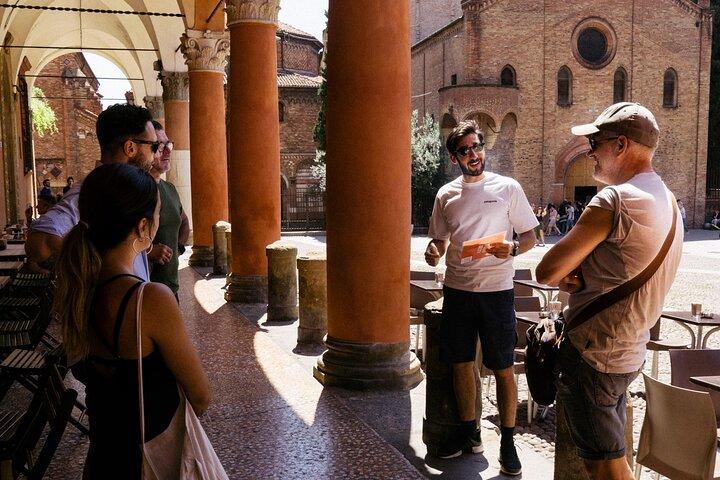 Bologna Food Tour: Taste Local Specialties, Pasta, Wine & Gelato - photo 3