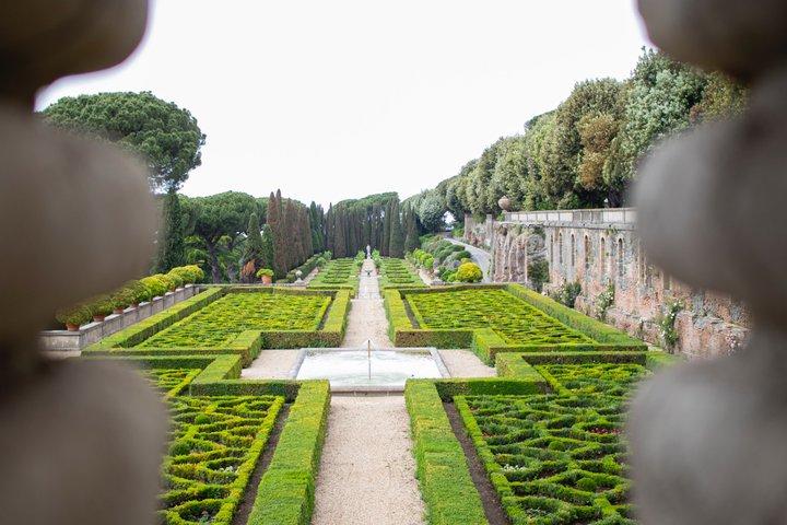 Country Escape Papal Gardens Visit & Aperitivo from Rome by Train - photo 2