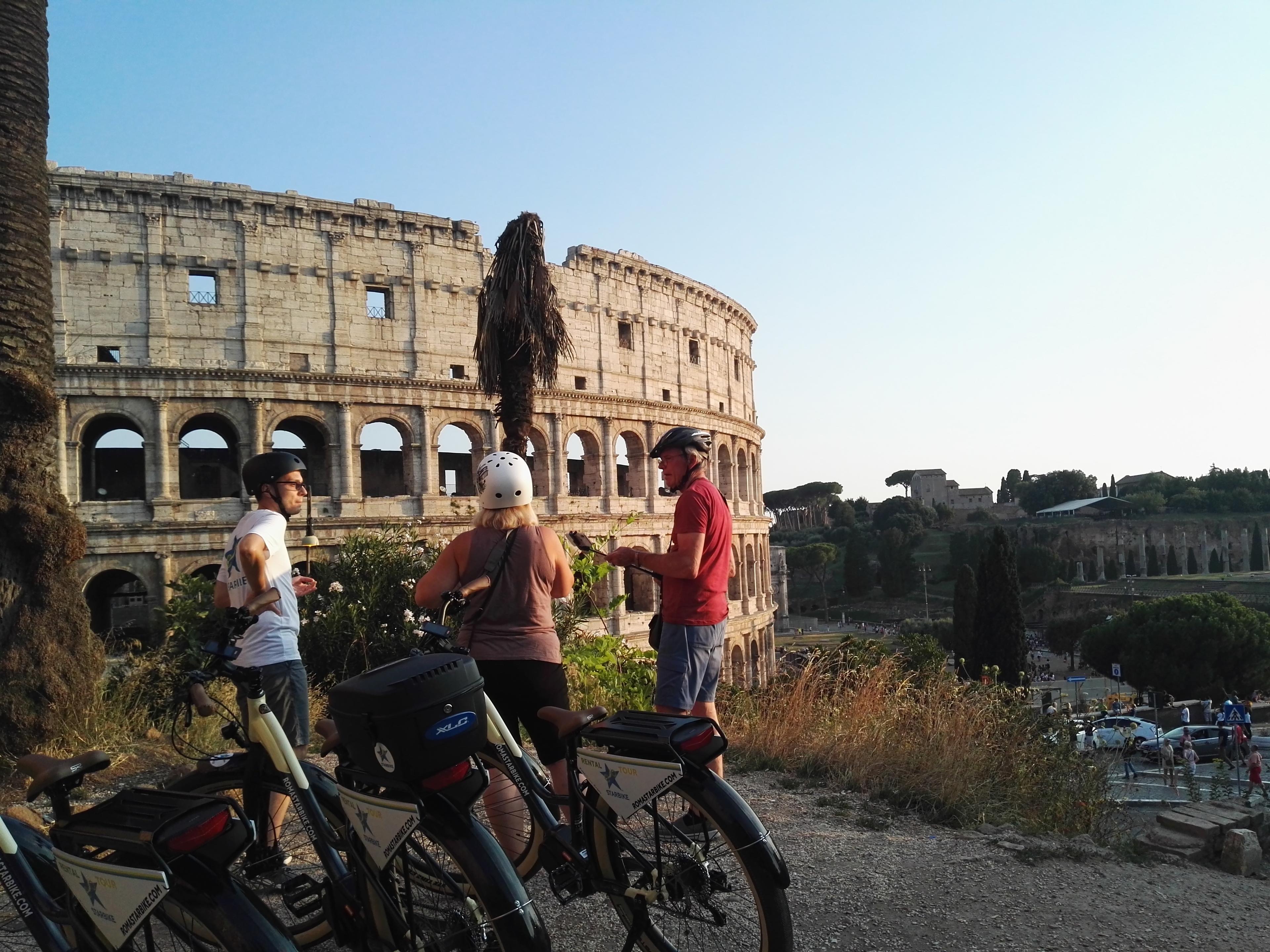 VIP Rome by Night Bike Tour with Panoramic Views and Iconic Evening Spots | Privateh - photo 4