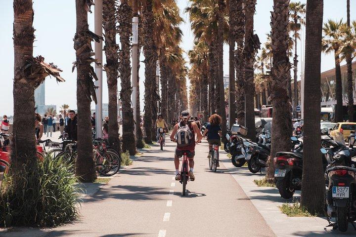 Barcelona City Bike Tour | Highlights and Hidden Gems - photo 5