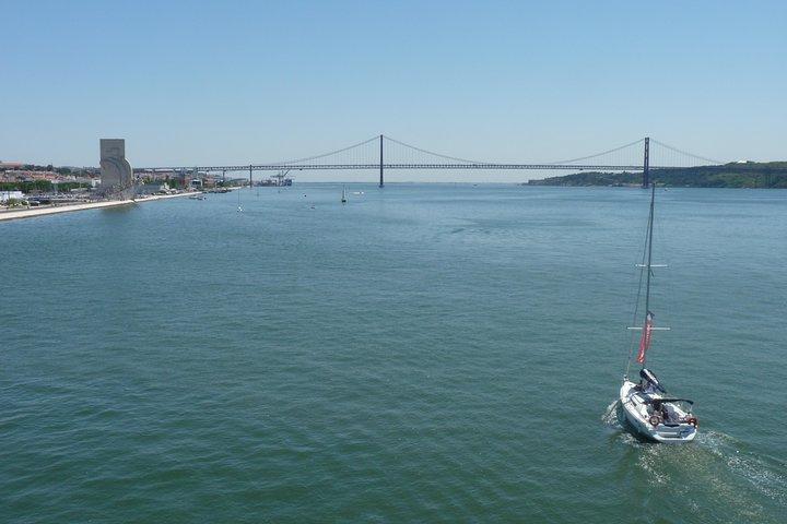 Day Sailing Tour on the Tagus River from Lisbon - photo 4