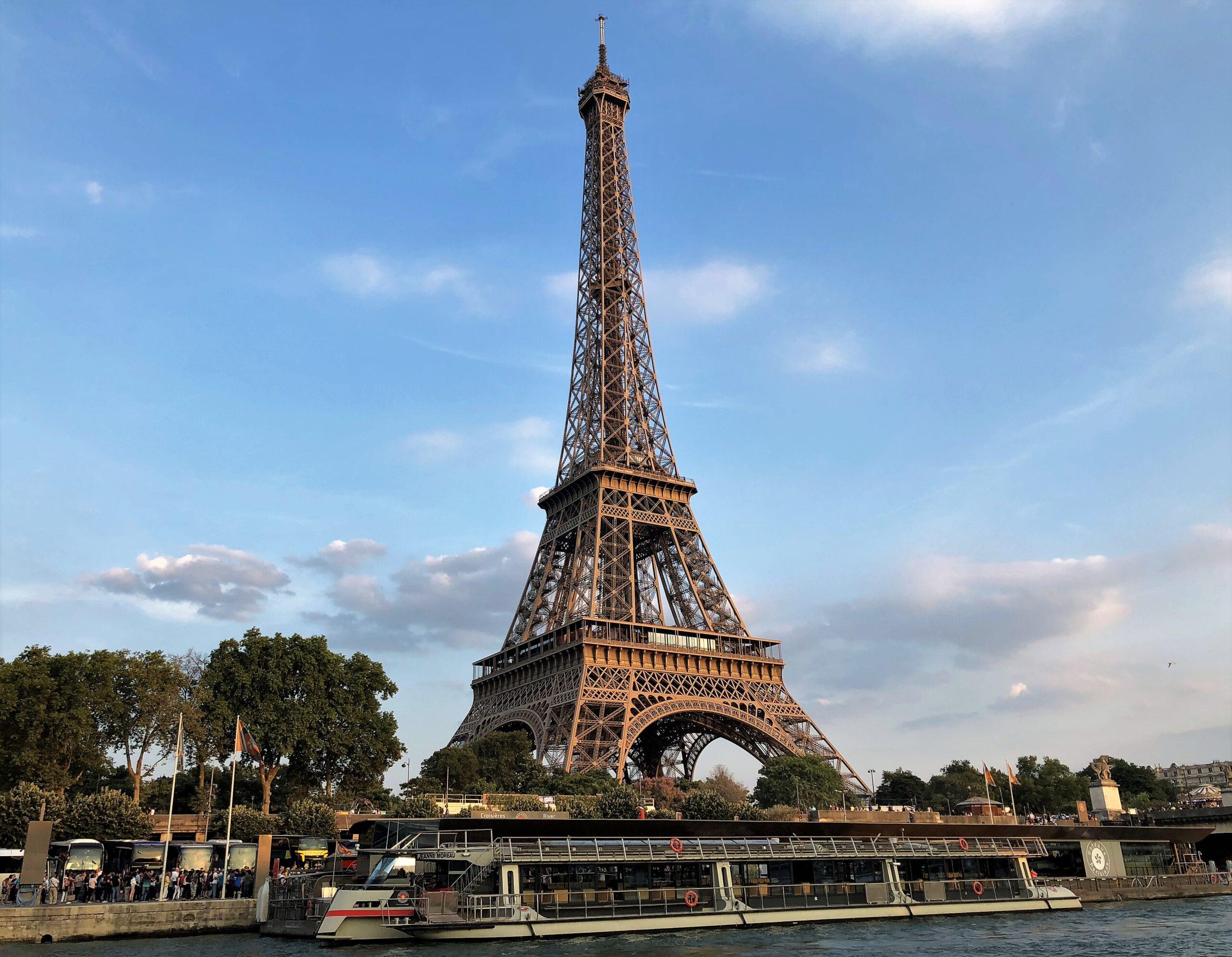 Eiffel Tower Summit Access + French Pastries (Climbing Tour) - photo 4