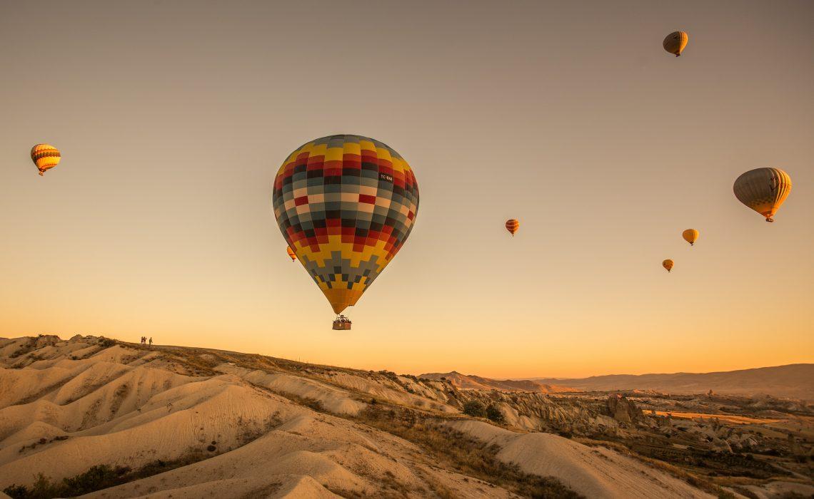 Dubai Hot Air Balloon ride with Private Transfers - photo 2