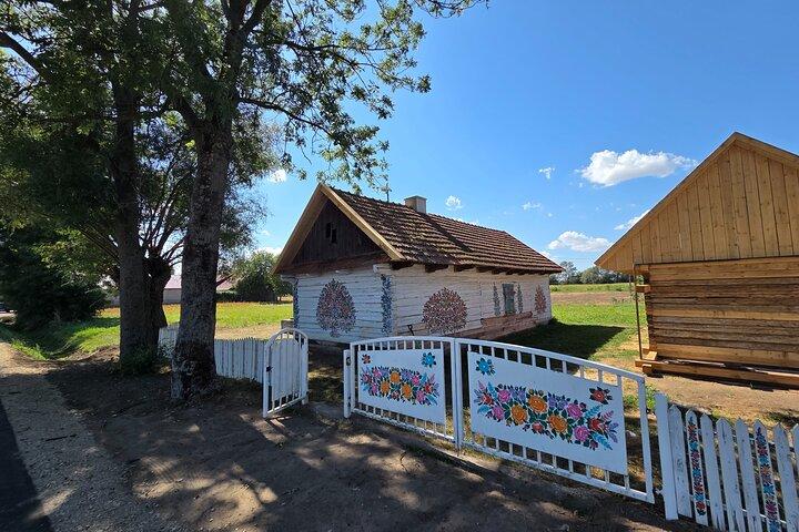 Fom Krakow; Private Day Tour of Zalipie Village with Lexus ES - photo 5