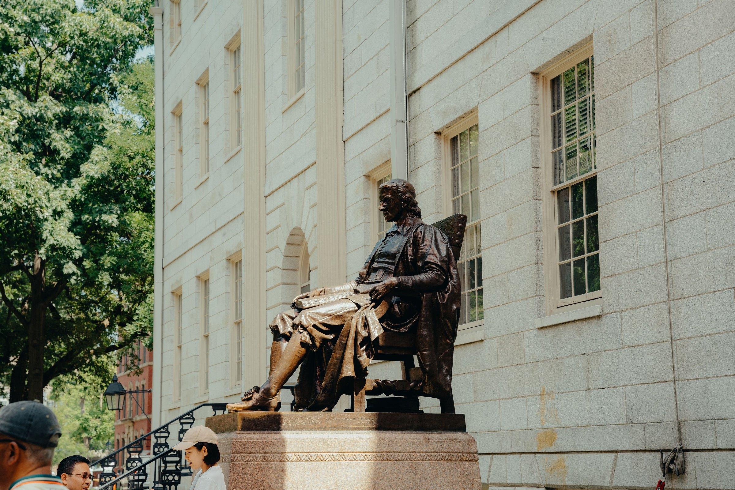 Harvard Yard Self-Guided Audio Walk: Harvard Square, John Harvard Statue, Memorial Hall and Longfellow House - photo 5