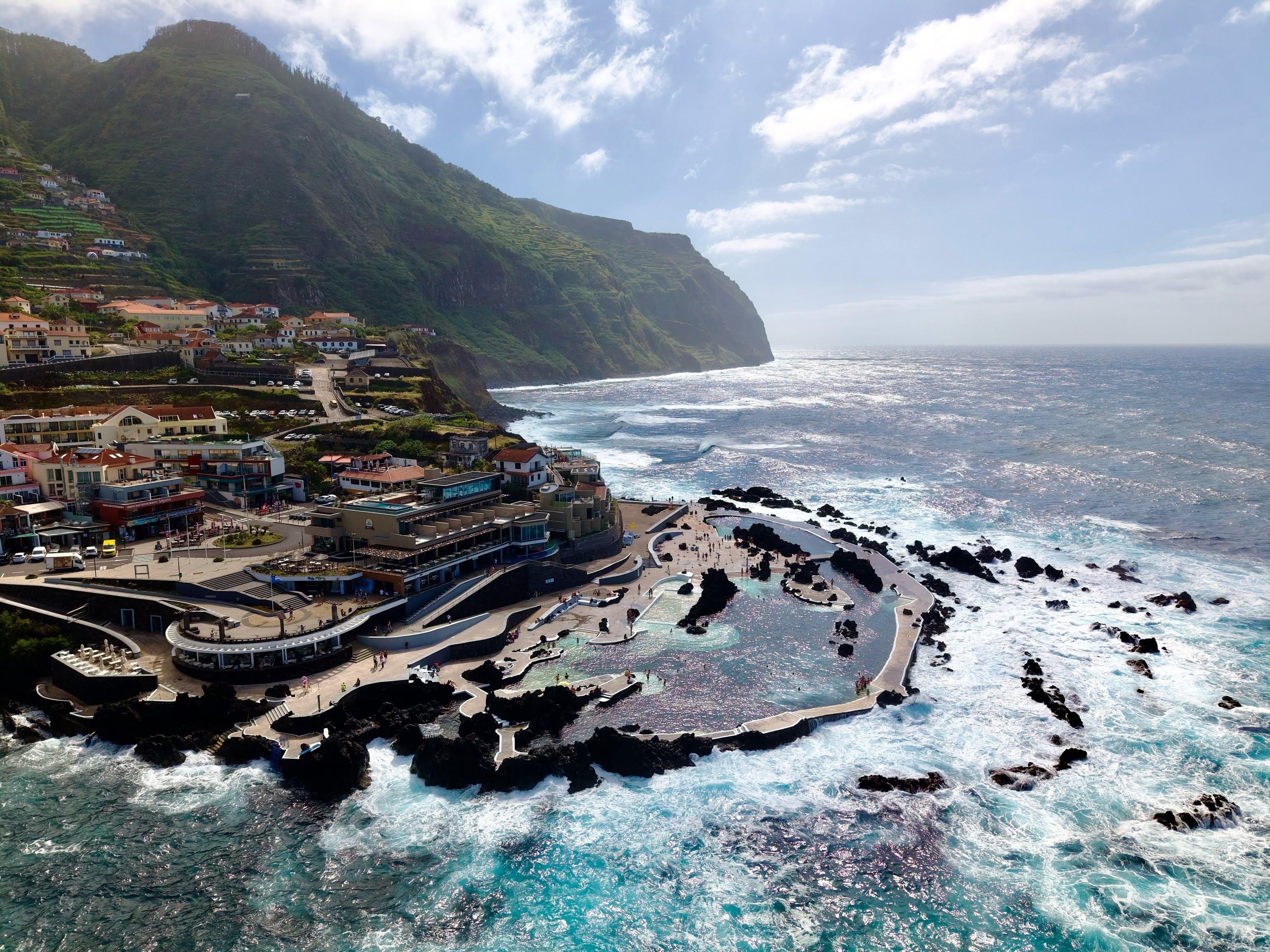 Ponta do Sol - Porto Moniz (Natural Pools): West Coast Scenic Route - cover photo