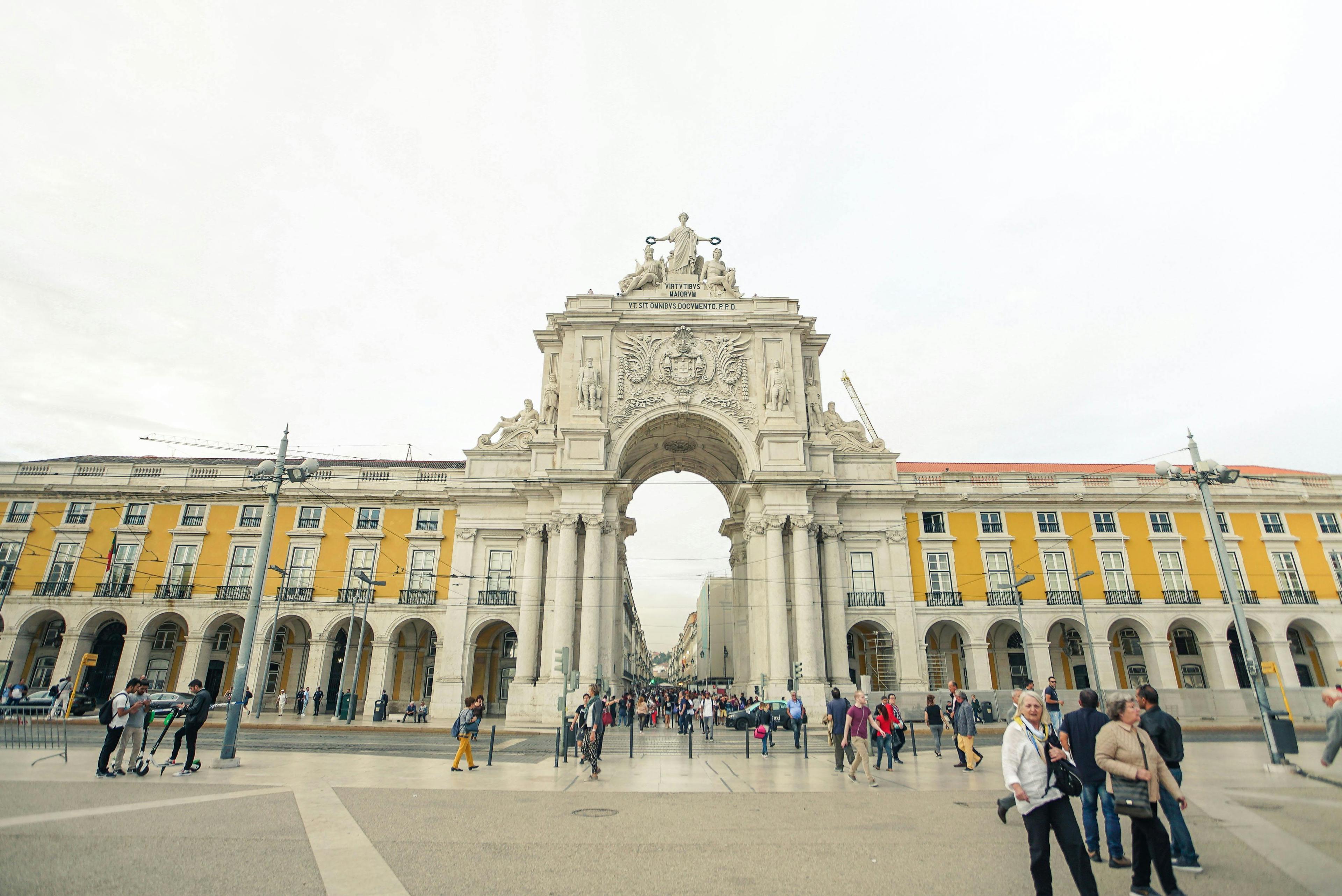 Lisbon to Porto Private Transfer – Direct, 2 or 3 Scenic Stops - cover photo